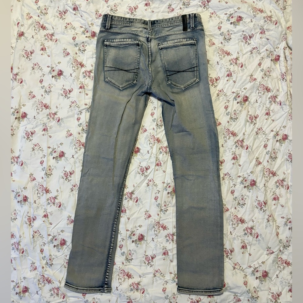 Zak, washed denim jeans